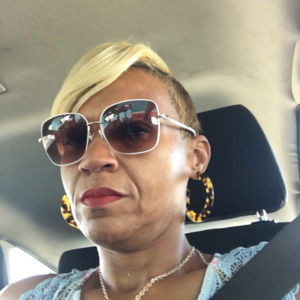 Meet your Posher, Anitra